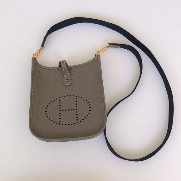 🎉HP🎉NWT Hemes Evelyn 16 Amazon Etoupe x Indigo - Picture 7 of 11